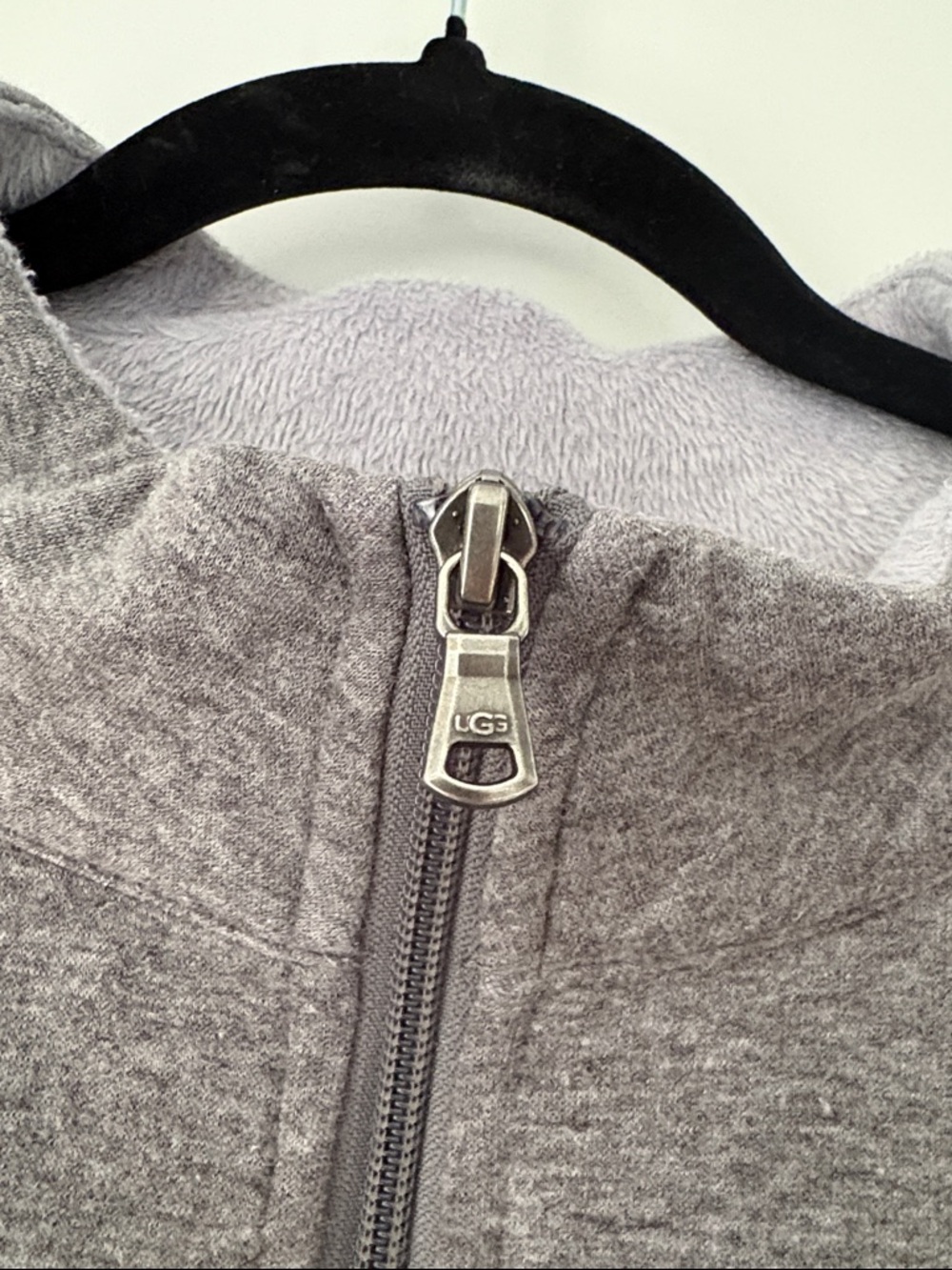 UGG Raleigh Lightweight Full Zip Jacket - Picture 5 of 8